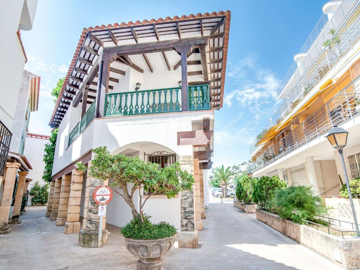 Belvilla By Oyo Casa En El Roc De Sant Gaiet Apartamento Tarragona
